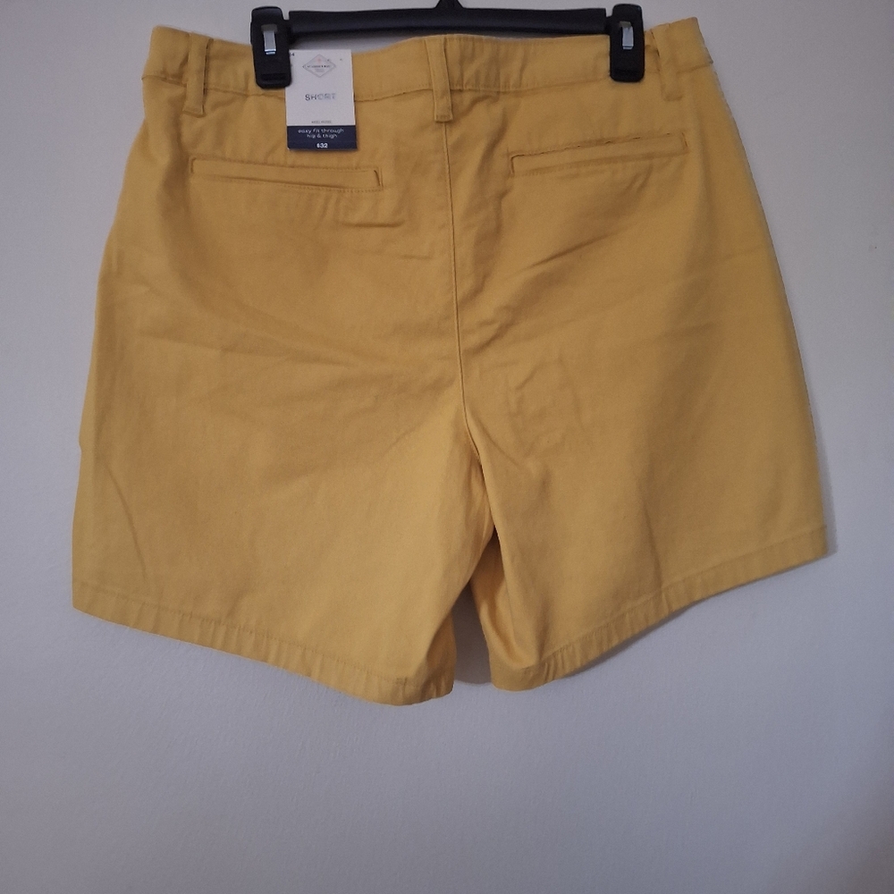 St Johns Bay Women's Yellow Shorts Size 14 - Picture 5 of 9